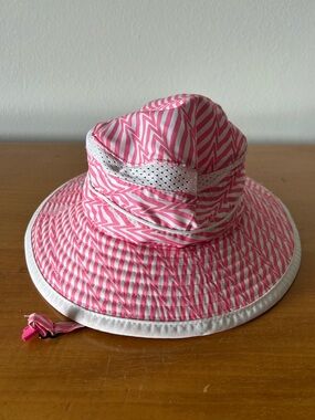 Sunday Afternoons Kids' Fun Bucket Small 1-3 Yr Hat-UPF50 Vented Chin Strap Pink
